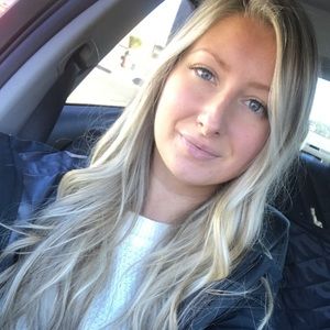 Meet your Posher, Cesilia